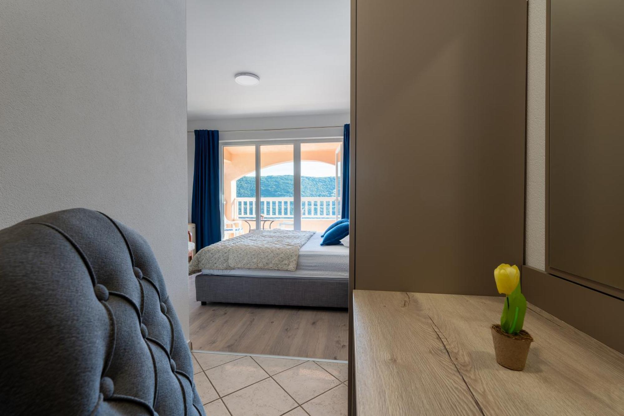 Apartments Obradovic Neum Esterno foto
