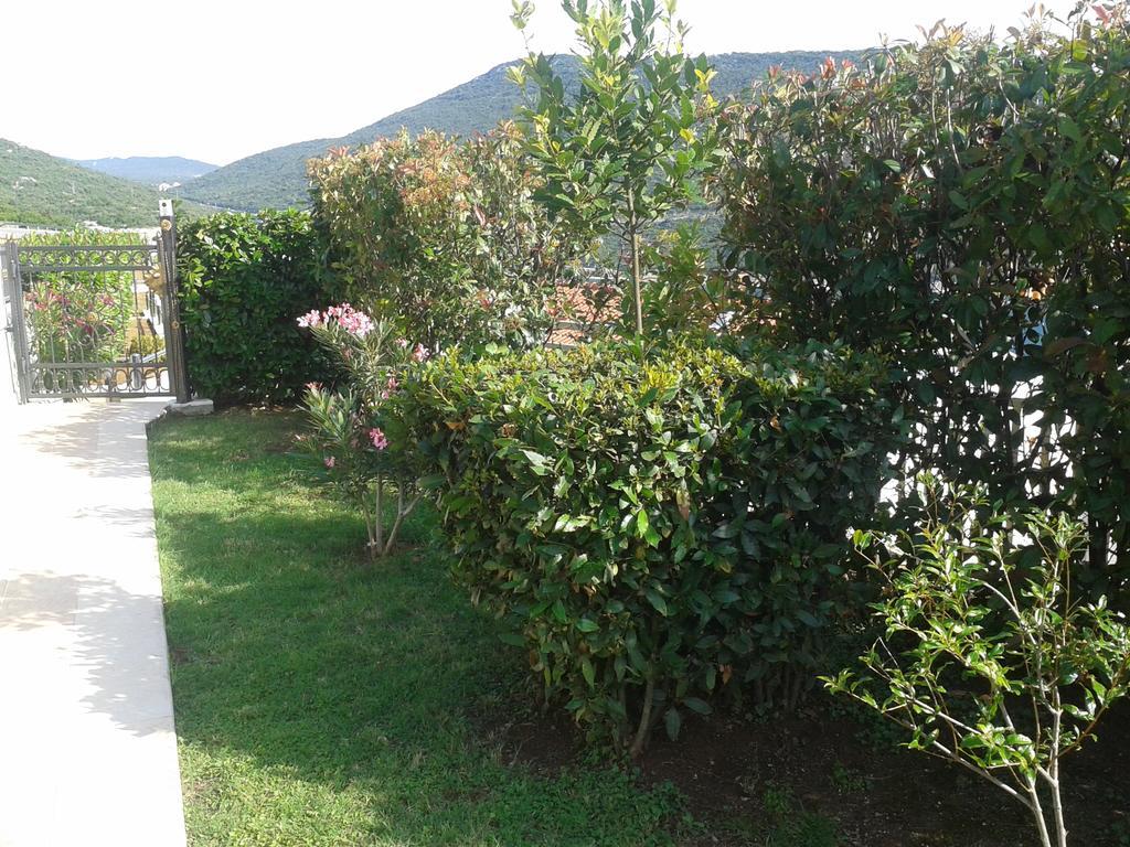 Apartments Obradovic Neum Esterno foto