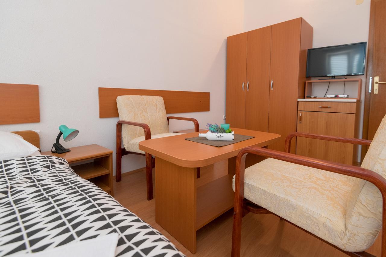 Apartments Obradovic Neum Esterno foto