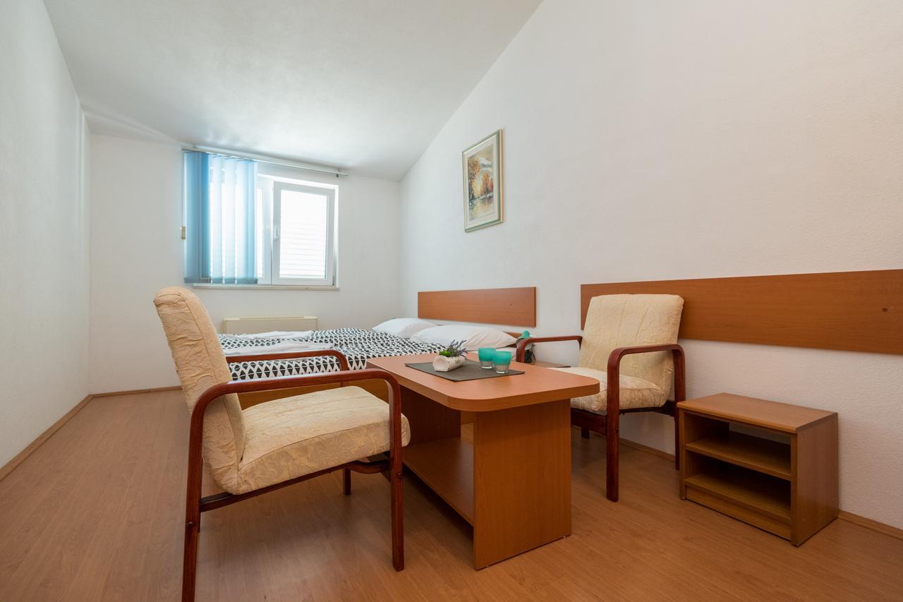 Apartments Obradovic Neum Esterno foto