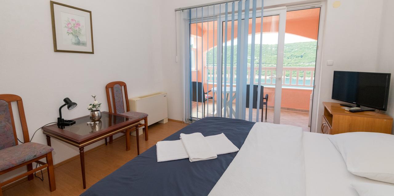 Apartments Obradovic Neum Esterno foto